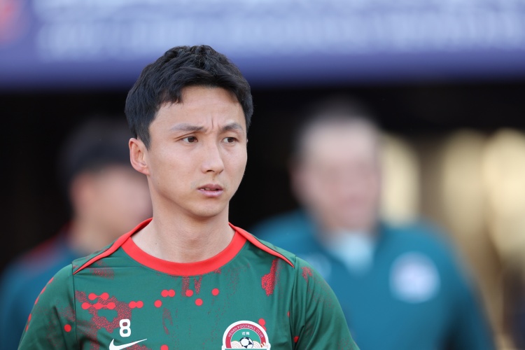 尹鸿博复出首秀仅30分钟便伤退 热身赛再遭打击