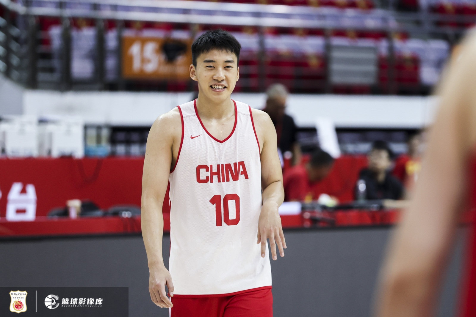 留洋历练铸就大将风范 王俊杰国际赛场表现惊艳